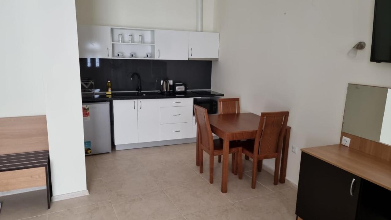Бутикови Студиа Брита Kranevo Exterior foto