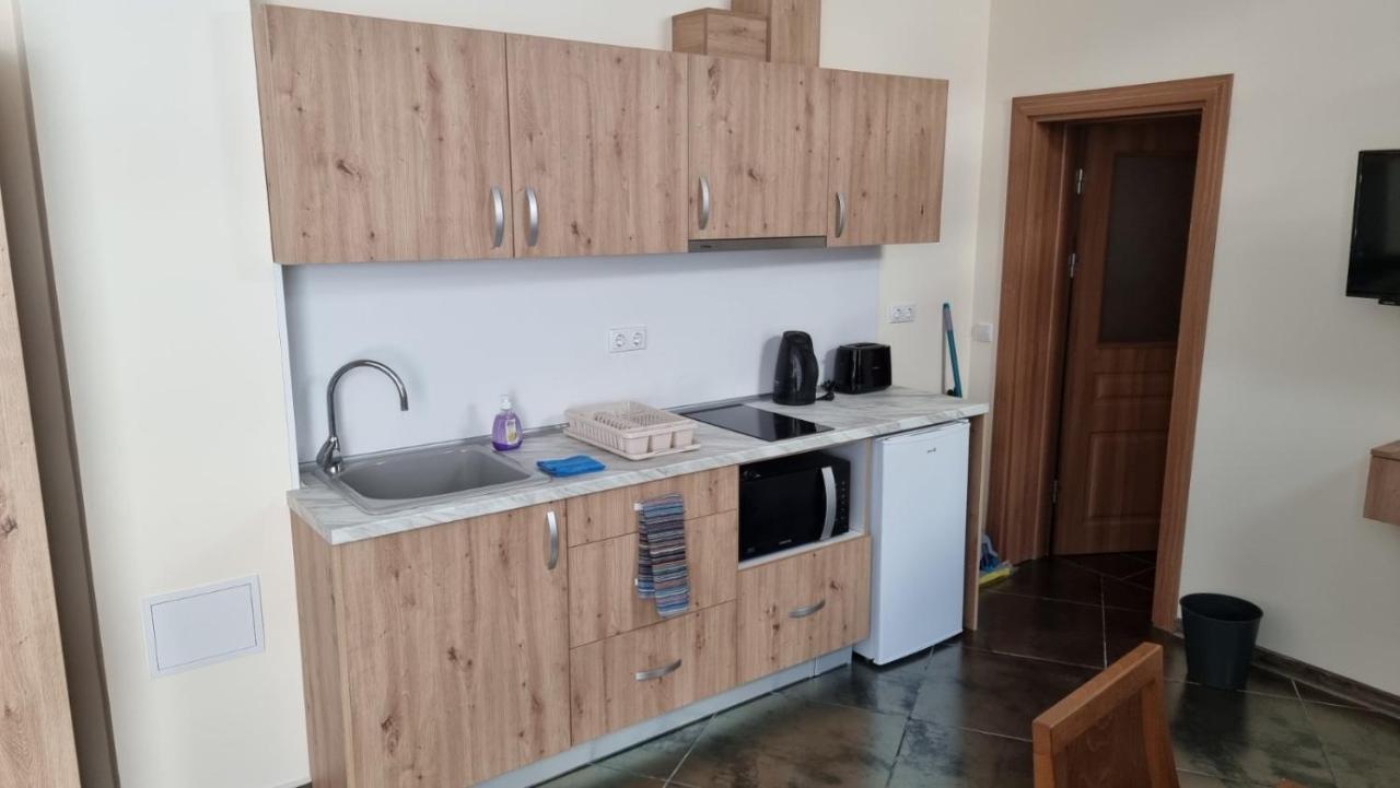 Бутикови Студиа Брита Kranevo Exterior foto