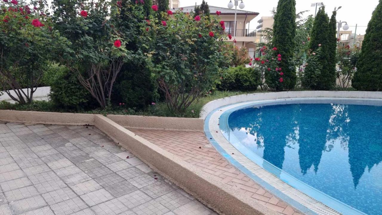 Бутикови Студиа Брита Kranevo Exterior foto